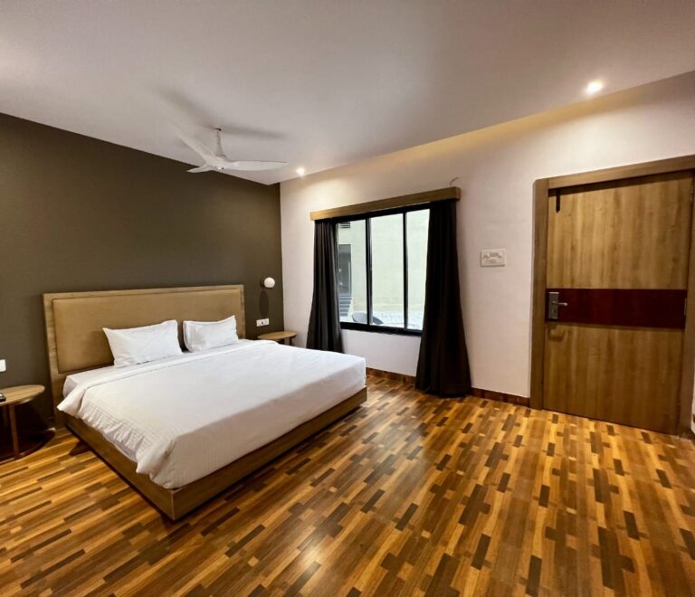 Superior room.
